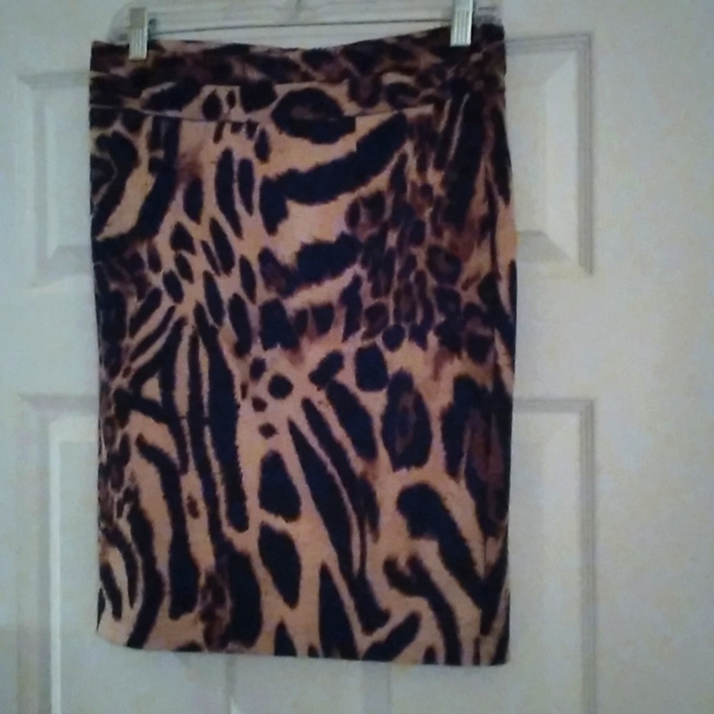 Leopard skirt